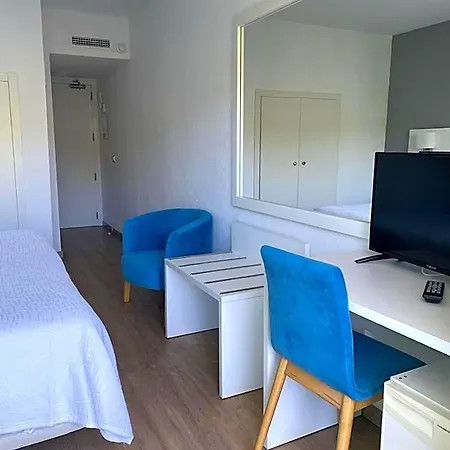 Osprey Menorca 3* 阿莱奥尔